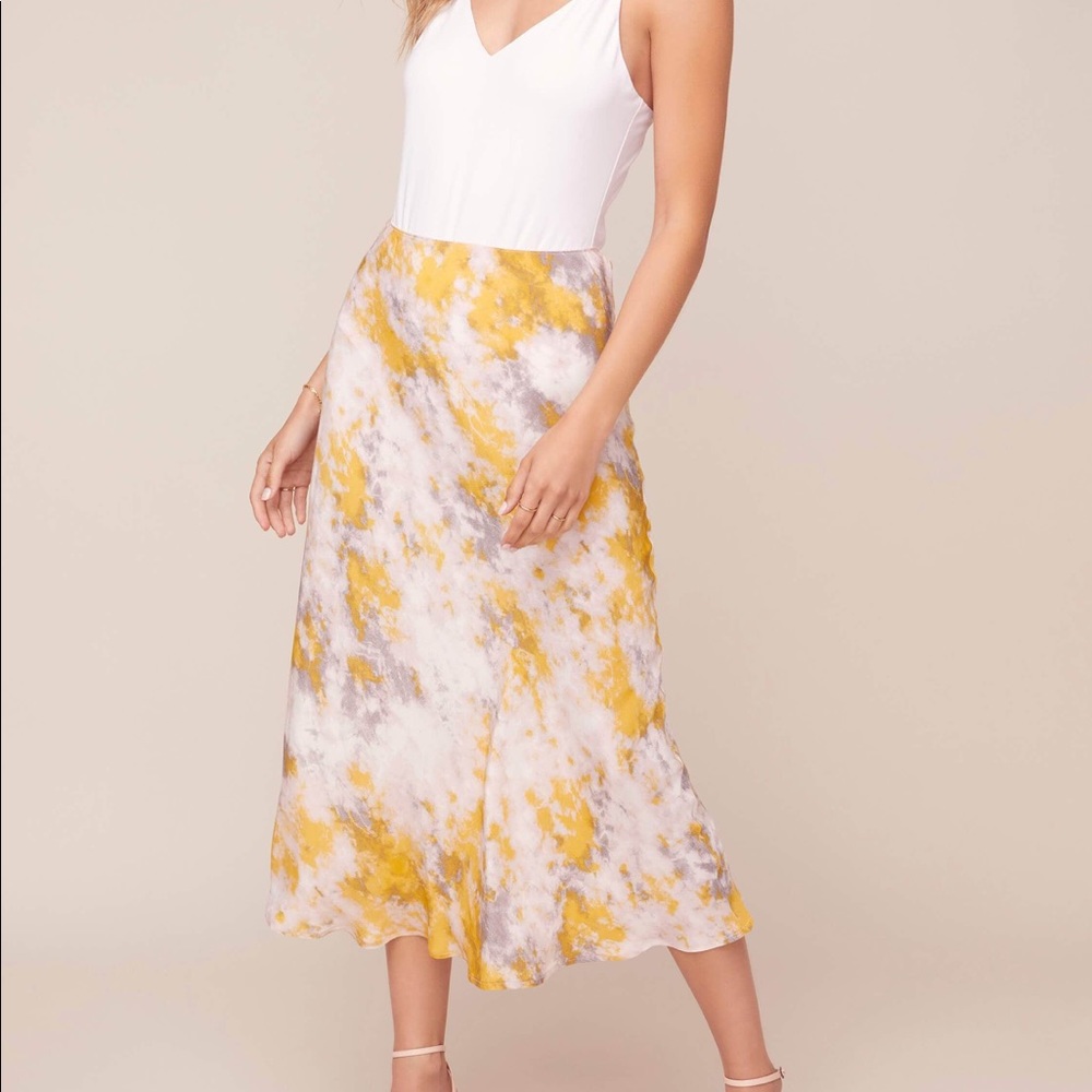 ASTR the label Nava Tie Dye MIDI Skirt